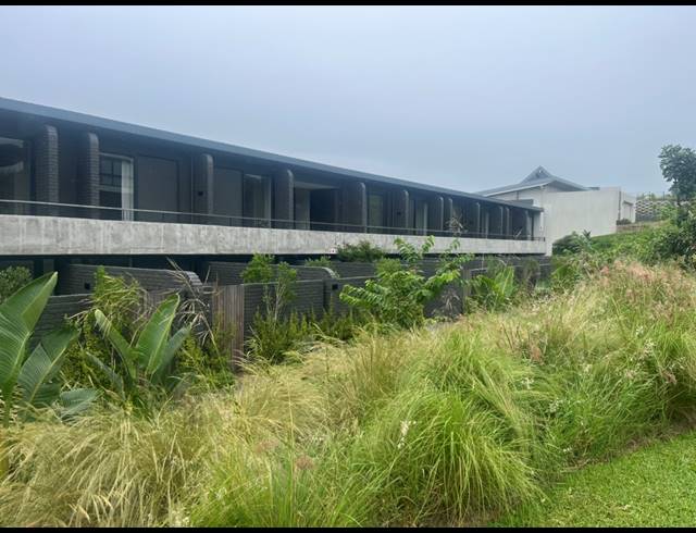 2 BEDROOM TOWNHOUSE FOR SALE IN SHEFFIELD BEACH